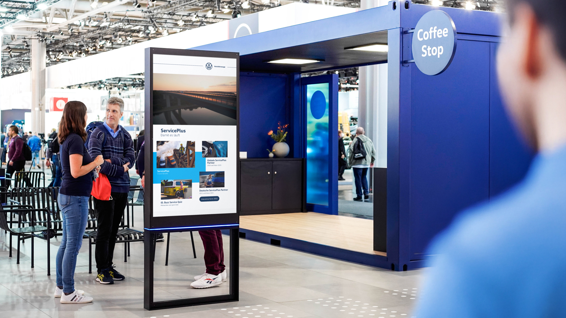 Darstellung eines Infoterminals für einen Messestand der Firma Volkswagen.