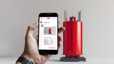 Smartphone scannt Exponat und gibt erklärende Infos dazu – Echtzeit-Content-Updates